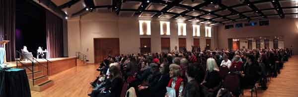 Crowd Panorama: A Conversation with Ursula K. Le Guin / photo by Jack Liu