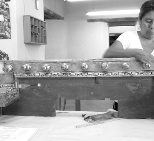 Paula working on a restoration project at the Talleres Comunitarios of Zegache.