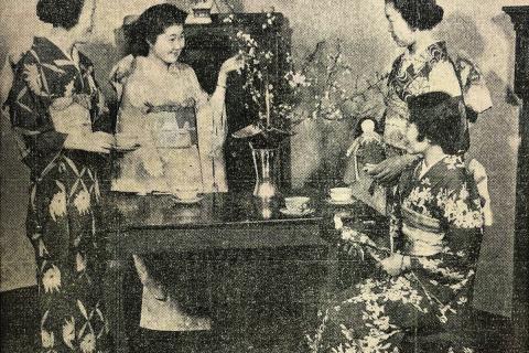 Photograph by Gladys Gilbert in The Oregonian (April 18, 1937), from the Lewis & Clark Special Collections, YWCA Collection / image provided by Olivia Wing.