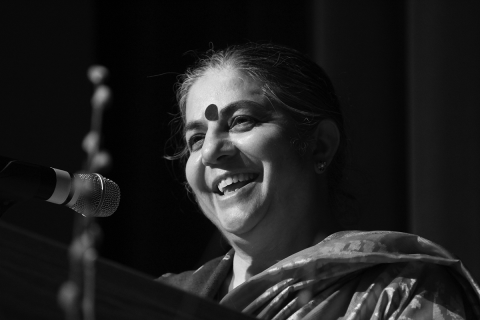 Vandana Shiva headlined the Food Justice conference (photo by Jack Liu).