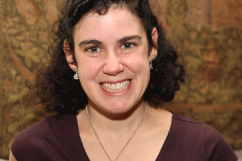 Alisa Freedman named an Outstanding Faculty Advisor