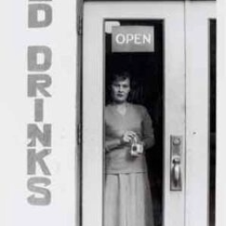 Patricia Harris Noyes (American, 1921-2010) / IRENE, BIG LIMIT CAFÉ, CABAZON, CALIFORNIA, 1948 / Gelatin silver print, 9-5/8 x 7-9/16 inches / Gift of the Estate of Patricia H. Noyes; 2010:19.1