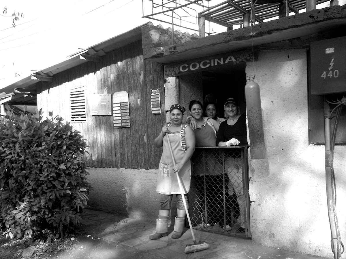 Kitchen staff at the “organopónico,” or urban farm / photograph by Christina Ergas.