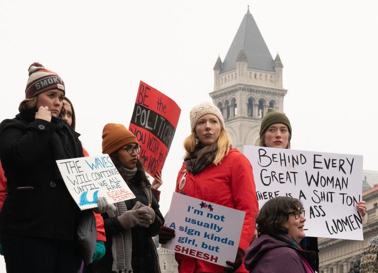 Women Voters: Race, Gender, and Dynamism in U.S. Presidential Elections